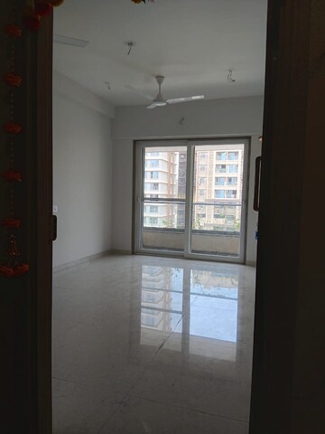 Room in 2 BHK Apartment at Adityaraj One, Vikhroli East – for Rent