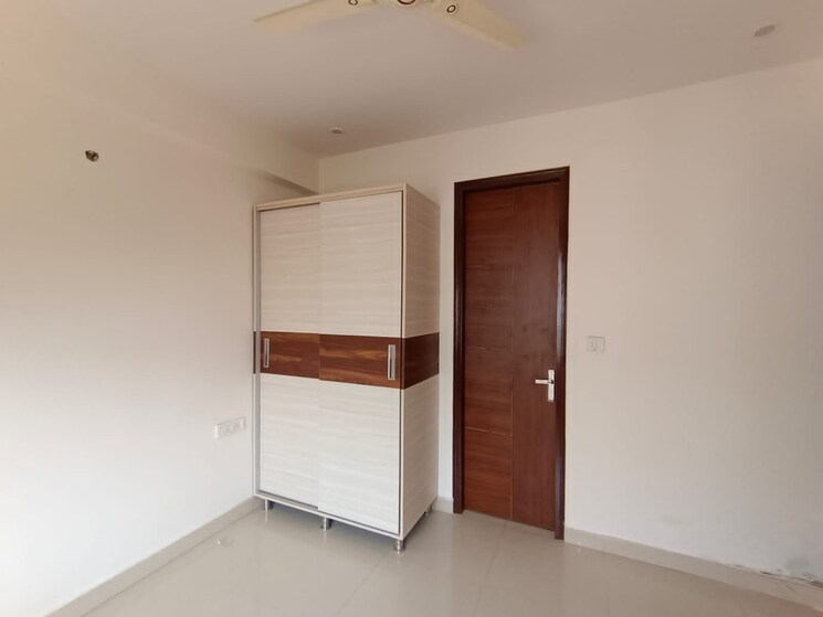 Room, relaxo-apartment 3 Bedroom 2400 Sq.Ft. Apartment In Sector 46 Gurgaon 8794292