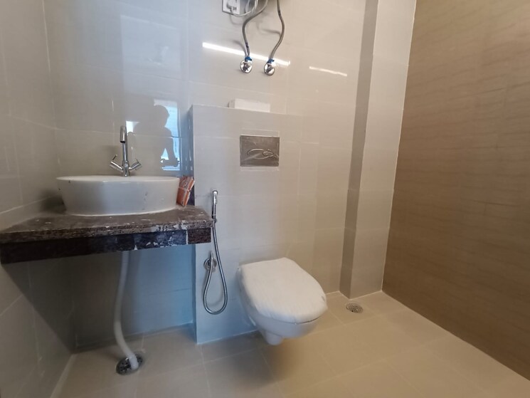 Bathroom, relaxo-apartment 3 Bedroom 2400 Sq.Ft. Apartment In Sector 46 Gurgaon 8794292