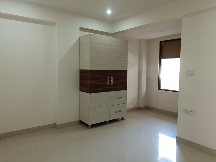 Room, relaxo-apartment 3 Bedroom 2400 Sq.Ft. Apartment In Sector 46 Gurgaon 8794292