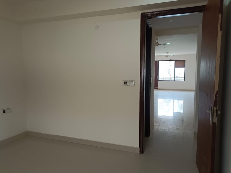 Room, relaxo-apartment 3 Bedroom 2400 Sq.Ft. Apartment In Sector 46 Gurgaon 8794292