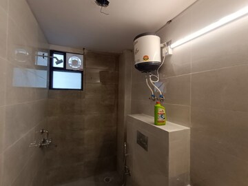 Bathroom in 3 BHK Apartment at Relaxo Apartment, Sector 46 – for Rent