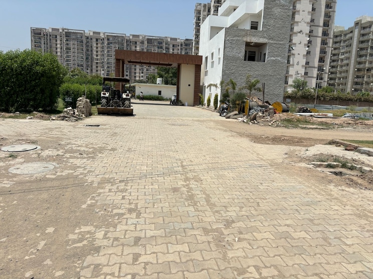 Parking, alaknanda-maxxus-eden-estate  1143 Sq.Ft. Plot In Ghazipur Zirakpur 8794317