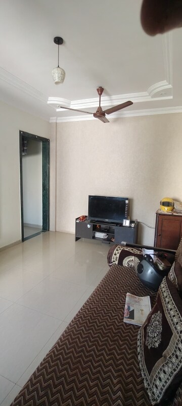 Living Room in 1 BHK Apartment at Chikoowadi – for Rent