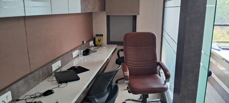 Team Area, goyal-titanium-business-park Commercial Office Space 600 Sq.Ft. In Makarba Ahmedabad 8794325
