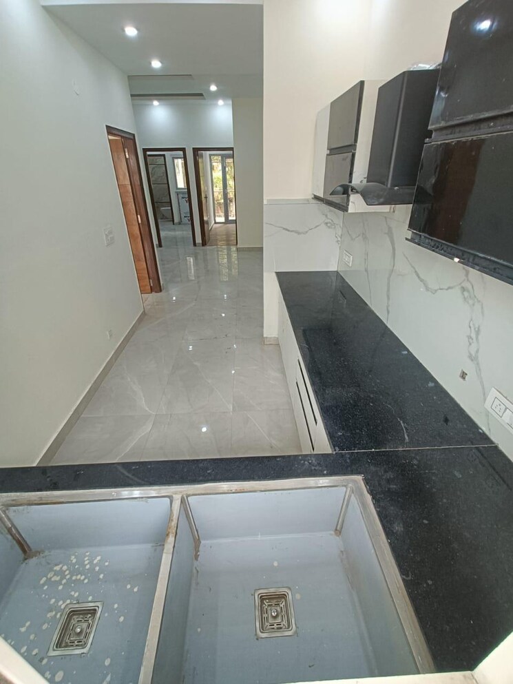 Kitchen, skynet-towers 3 Bedroom 1300 Sq.Ft. Apartment In Patiala Road Zirakpur 8794341