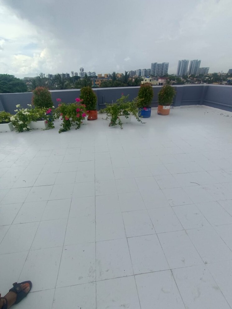 Swimming Pool, tollygunge 2 Bedroom 1060 Sq.Ft. Builder Floor In Tollygunge Kolkata 8794375