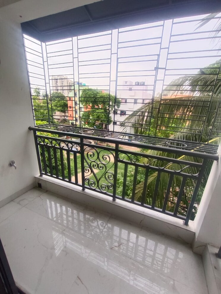 Balcony, tollygunge 2 Bedroom 1060 Sq.Ft. Builder Floor In Tollygunge Kolkata 8794375