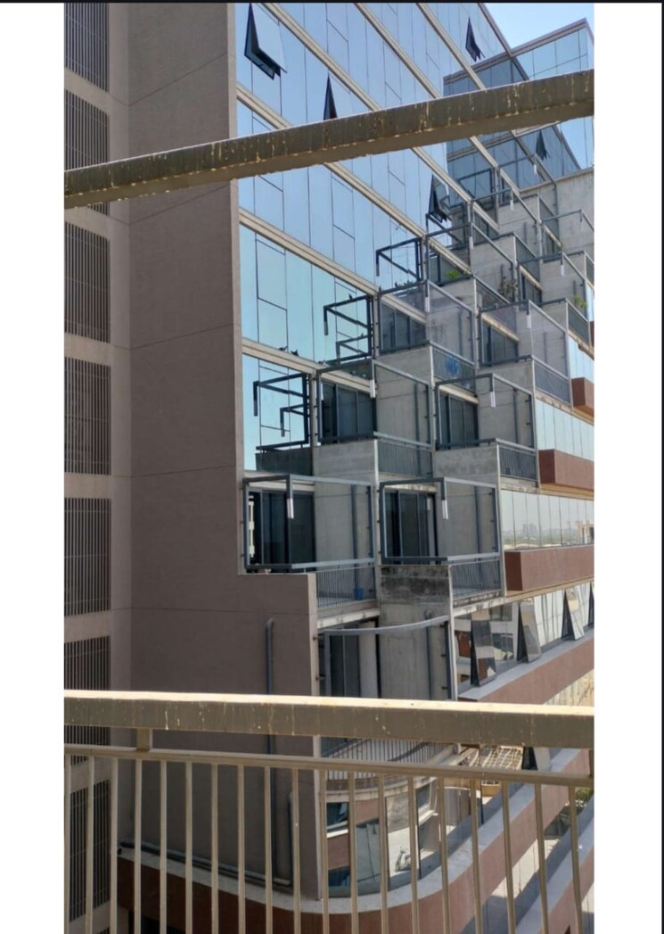 Exterior View, united-world-trade-tower Commercial Office Space 760 Sq.Ft. In Makarba Ahmedabad 8794408