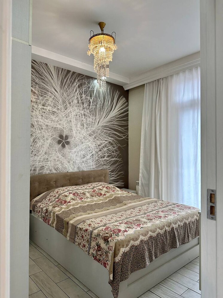 Bedroom, surajmal vihar 4 Bedroom 200 Sq.Yd. Builder Floor In Surajmal Vihar Delhi 8794437