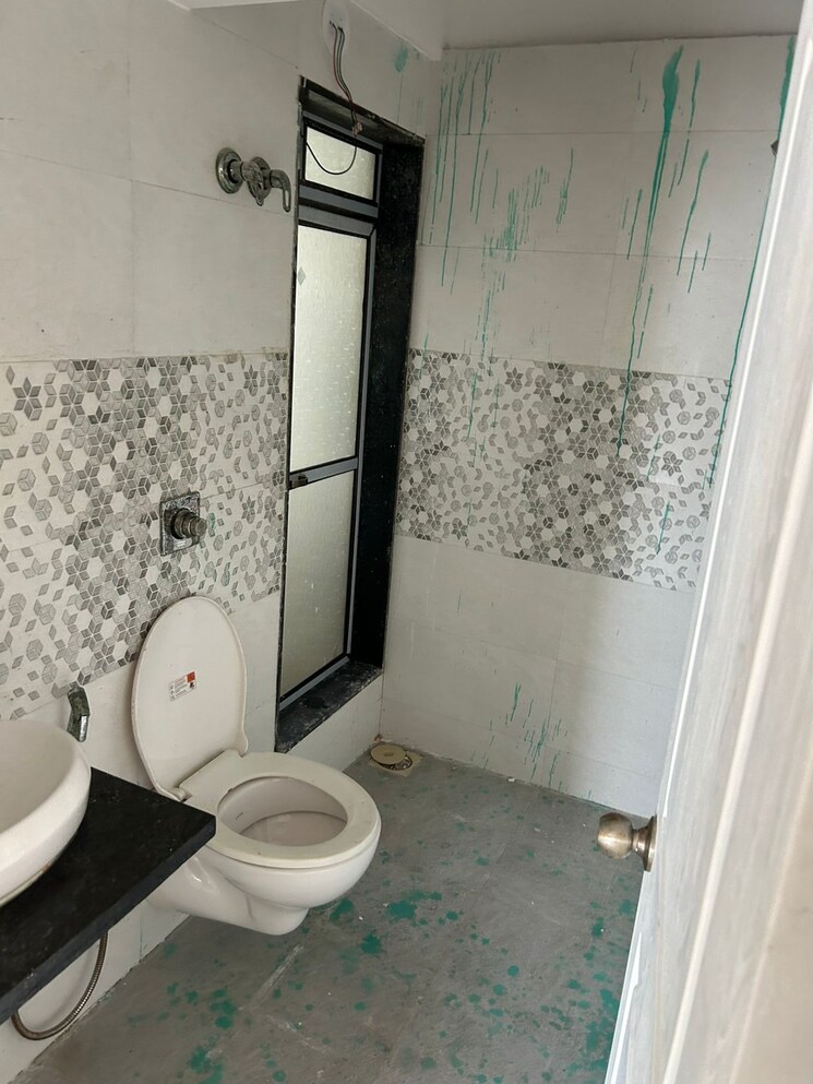 Bathroom, sanghvi-ecocity-woods 2 Bedroom 900 Sq.Ft. Apartment In Mahajanwadi Thane 8794460