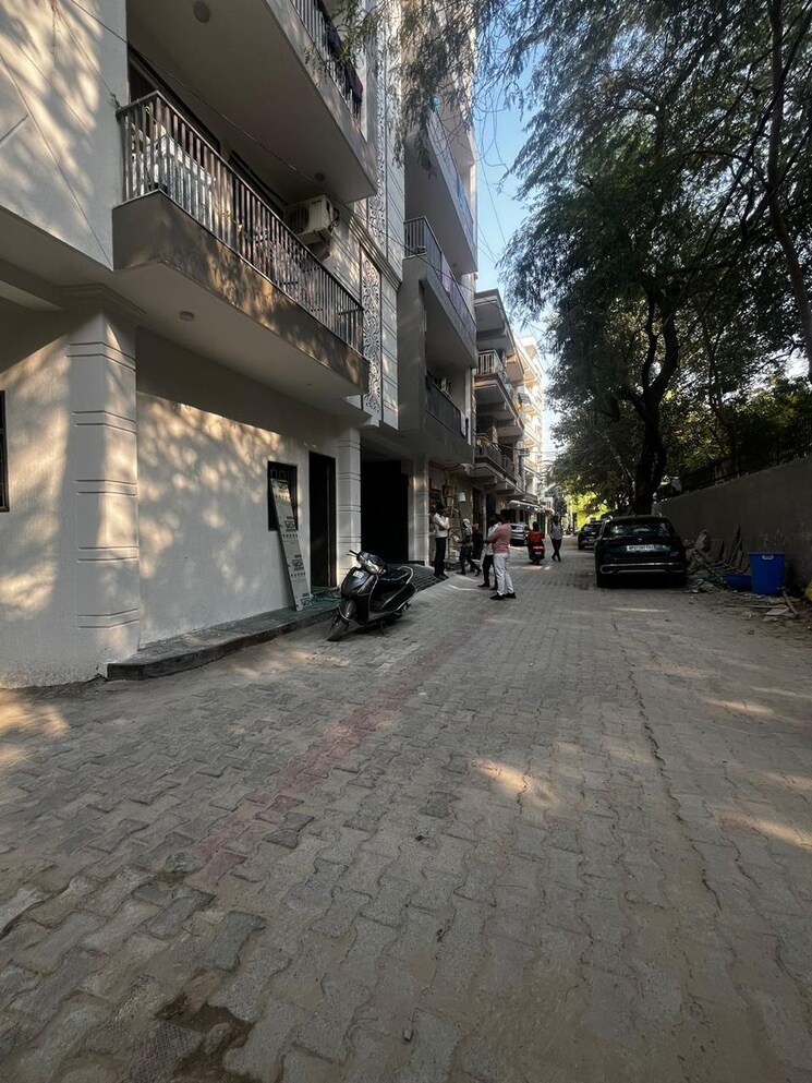  Parking, saket 1 Bedroom 501 Sq.Ft. Builder Floor In Saket Delhi 8794471