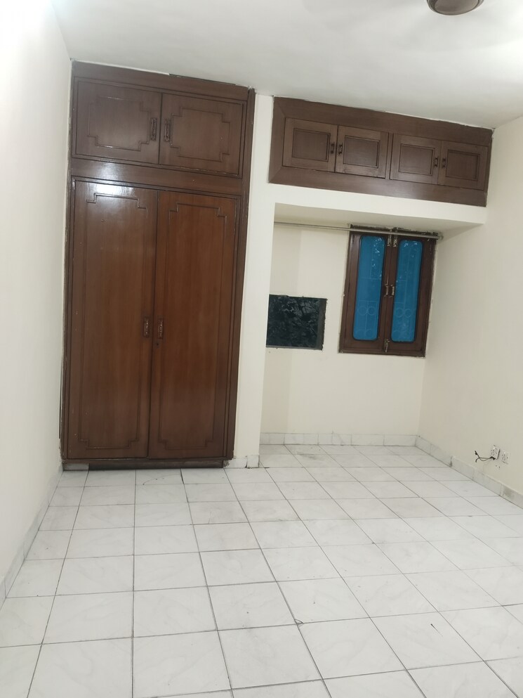 Room, sarita-vihar-pocket-c-rwa 3 Bedroom 1750 Sq.Ft. Apartment In Sarita Vihar Delhi 8794518