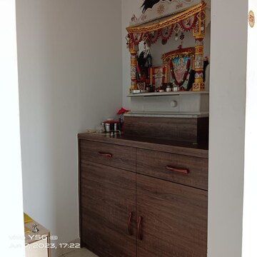Furnished Amenities in 3 BHK Apartment at Lodha Amara, Kolshet Road – for Rent