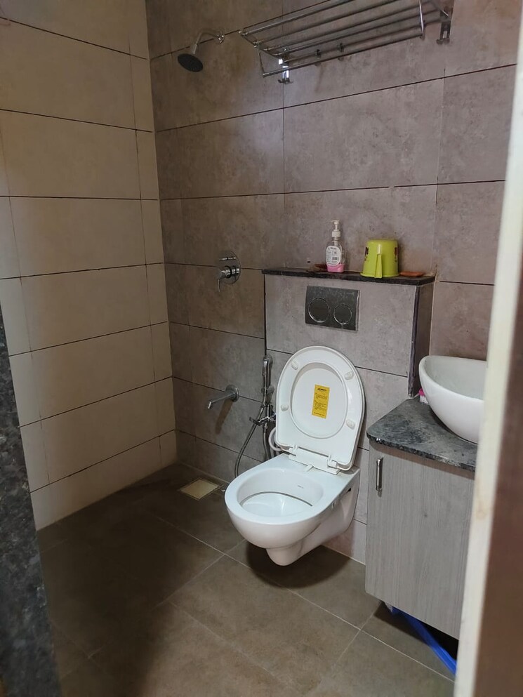 Attached Bathroom, shilaj 3 Bedroom 1700 Sq.Ft. Apartment In Shilaj Ahmedabad 8794527