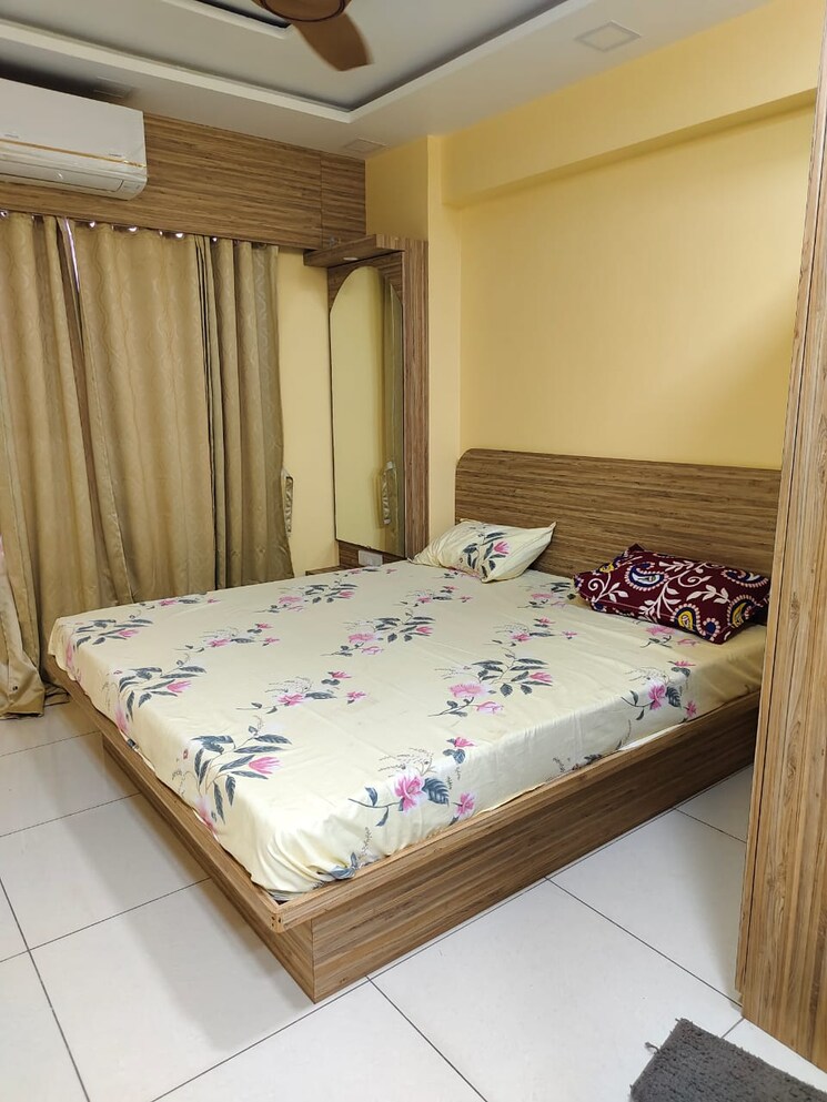 Master Bedroom, shilaj 3 Bedroom 1700 Sq.Ft. Apartment In Shilaj Ahmedabad 8794527