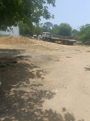  Plot For Sale in Sushant Lok ii