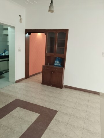 4 BHK Apartment For Rent in Sarita Vihar Pocket-C RWA, Sarita Vihar