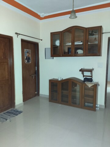 Living Room in 4 BHK Apartment at Sarita Vihar Pocket-C RWA, Sarita Vihar – for Rent