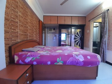 Bedroom in 1 BHK Apartment at Goregaon West – for Rent