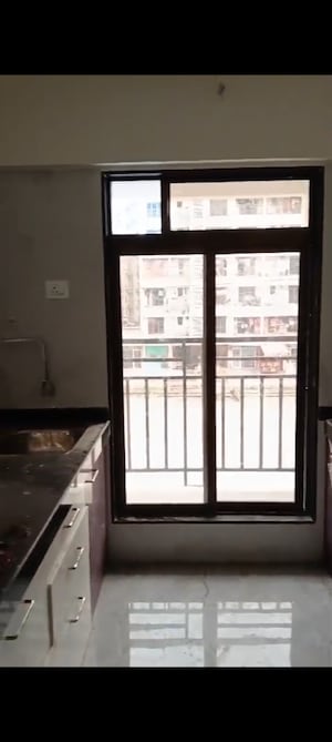 Room in 1.5 BHK Apartment at Audrey Avenue, Morya Nagar – for Sale