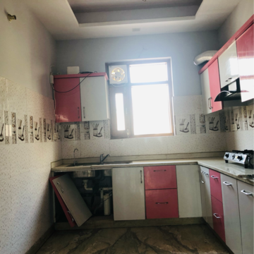 Kitchen in 3.5 BHK Builder Floor at Sector 23 – for Rent