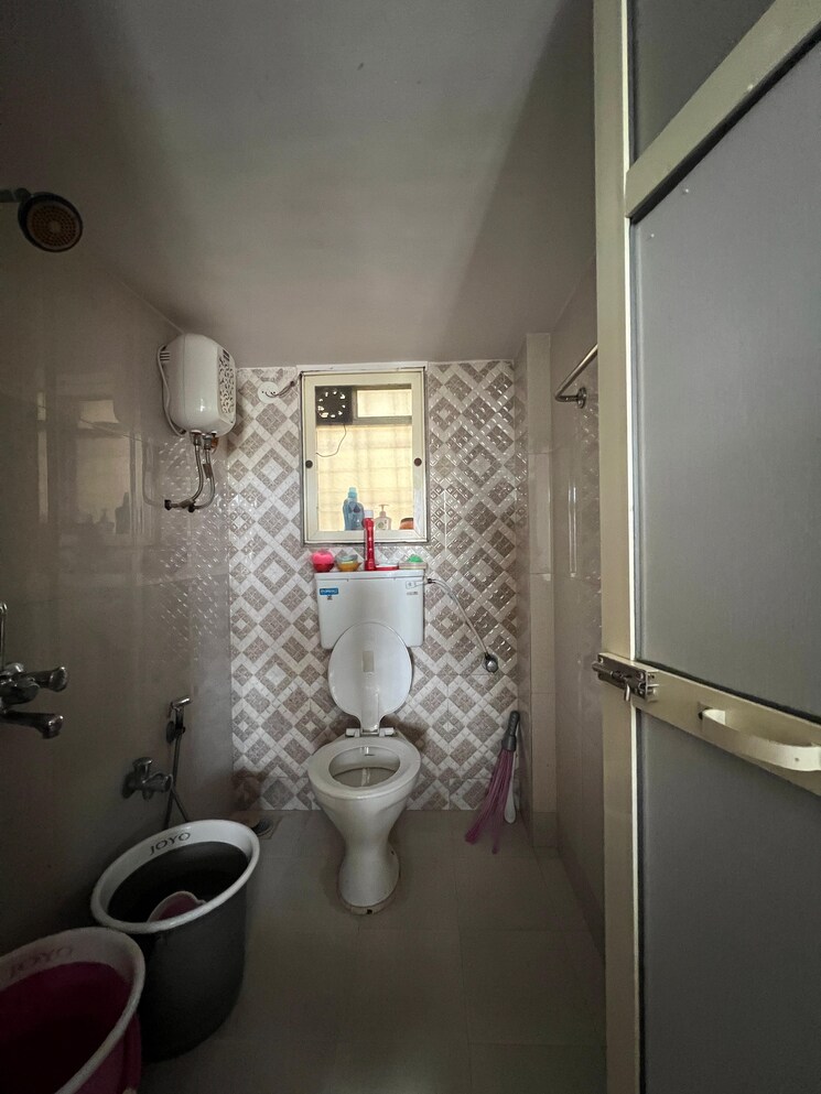 Bathroom, sankalp-chs-vasai-west 2 Bedroom 725 Sq.Ft. Apartment In Vasai West Palghar 8794576