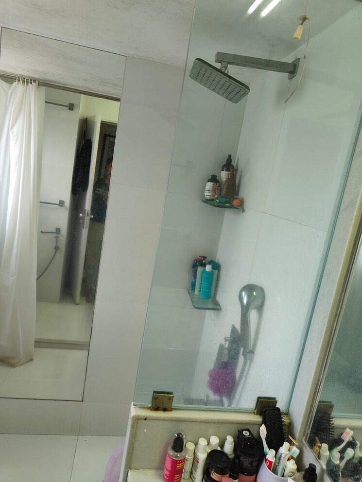 Bathroom, bandra west 1 Bedroom 550 Sq.Ft. Apartment In Bandra West Mumbai 8794590