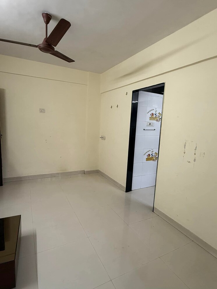 Room, skylark-apartment-lokhandwala-complex 1 Bedroom 360 Sq.Ft. Apartment In Lokhandwala Complex Mumbai 8794619
