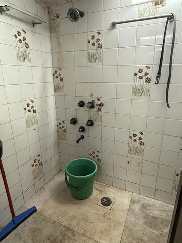Bathroom in 1 BHK Apartment at Skylark Apartment Lokhandwala Complex, Lokhandwala Complex – for Rent
