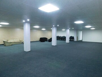  Office Space For Rent in Max Towers, Sector 16b