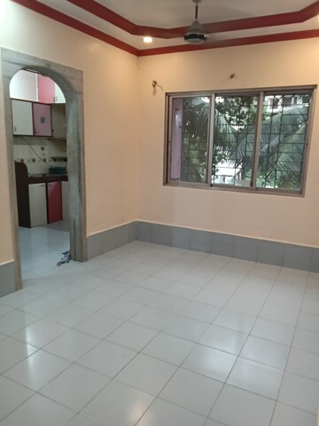 Room in 1 BHK Apartment at Kandivali West – for Rent