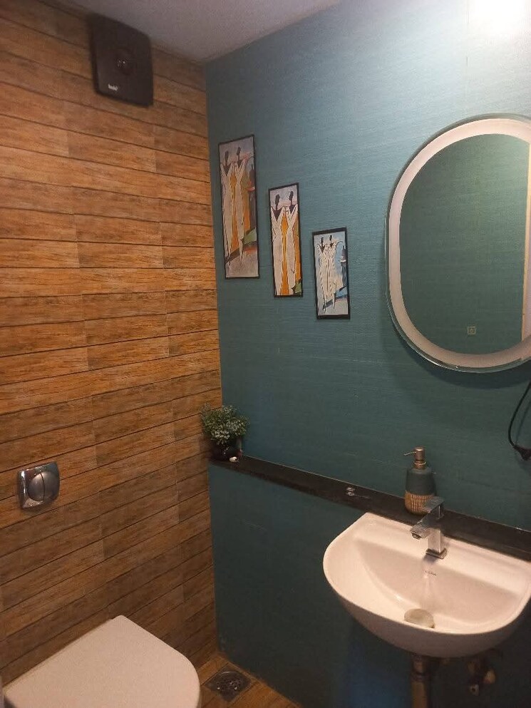 Bathroom, tarangan-towers 2.5 Bedroom 850 Sq.Ft. Apartment In Samata Nagar Thane 8794711