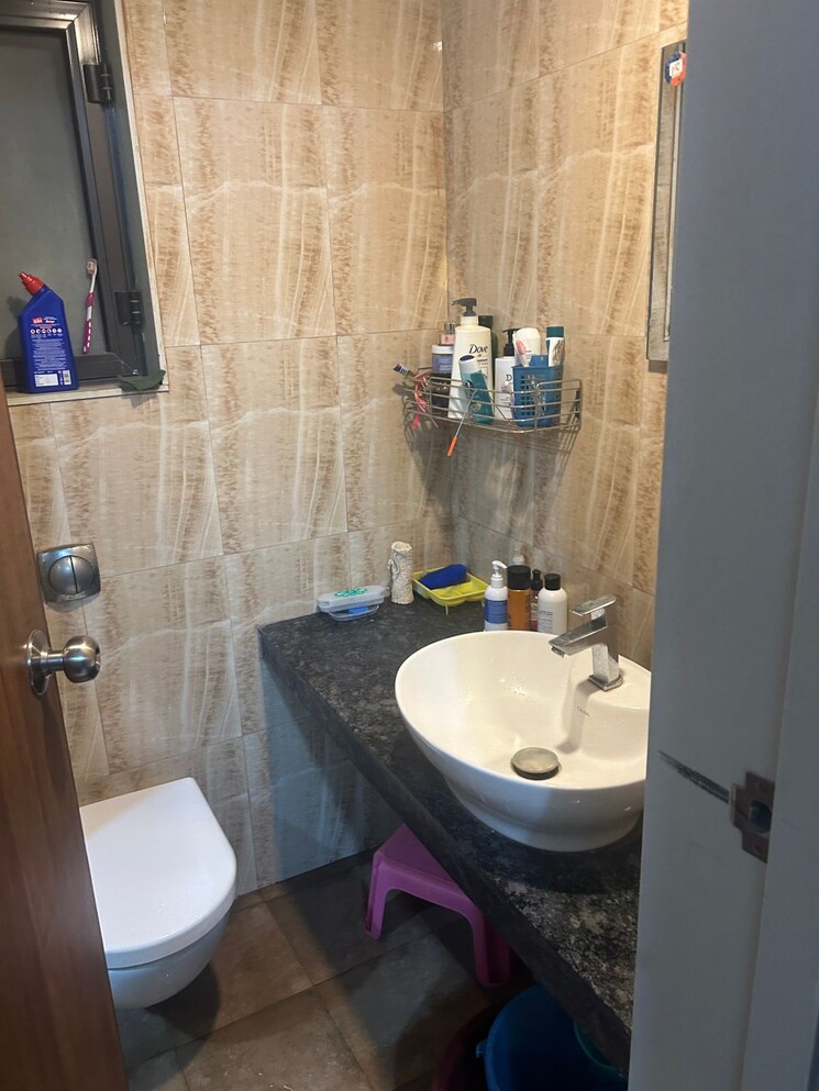 Bathroom, lodha-quality-home-tower-2 2 Bedroom 475 Sq.Ft. Apartment In Majiwada Thane 8794749