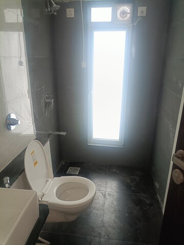 Bathroom in 3 BHK Apartment at Dem Cygnus, Kandivali West – for Rent
