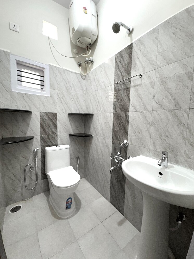 Bathroom, btm layout 3 Bedroom 2100 Sq.Ft. Villa In Btm Layout Bangalore 8794722