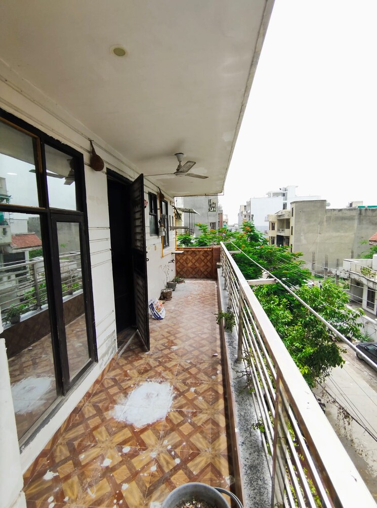 Balcony, yk-homes 4 Bedroom 2220 Sq.Ft. Builder Floor In Green Fields Colony Faridabad 8794759