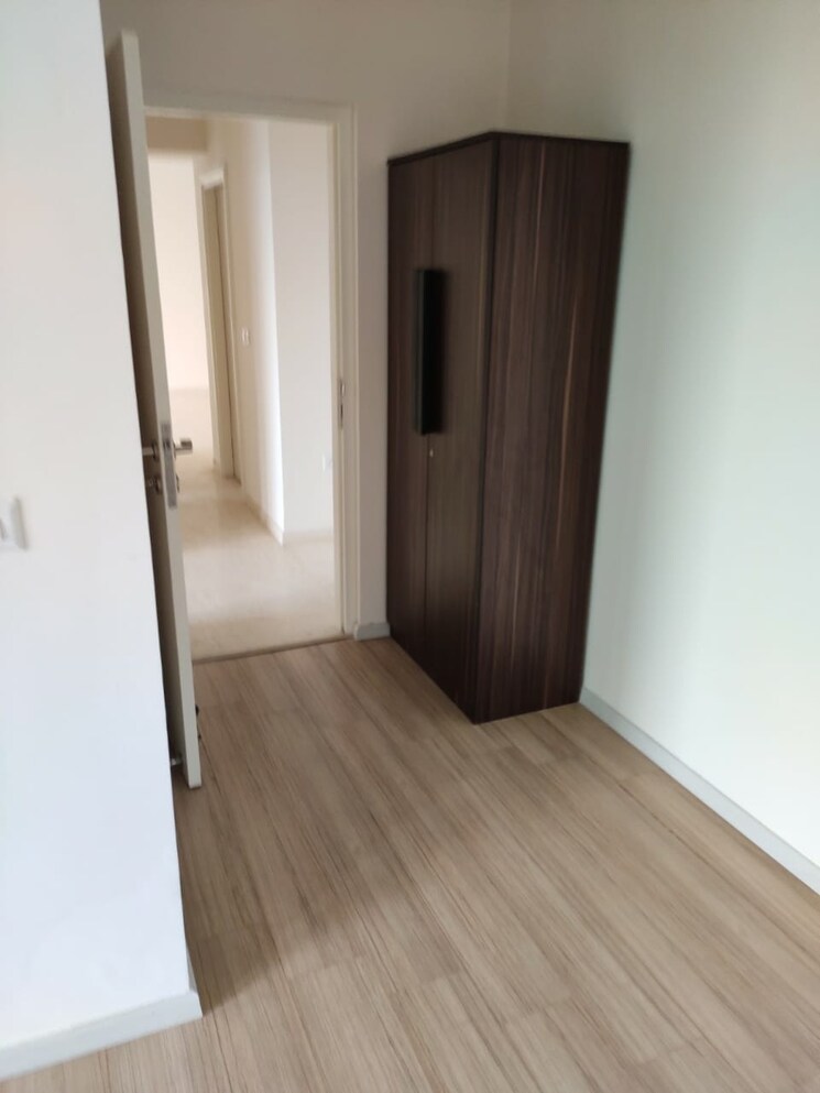 Room, dlf-express-greens 3.5 Bedroom 1928 Sq.Ft. Apartment In Manesar Sector 1a Gurgaon 8794760