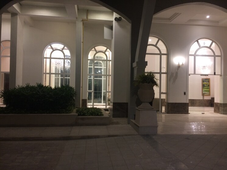  Parking, dlf-express-greens 3.5 Bedroom 1928 Sq.Ft. Apartment In Manesar Sector 1a Gurgaon 8794760