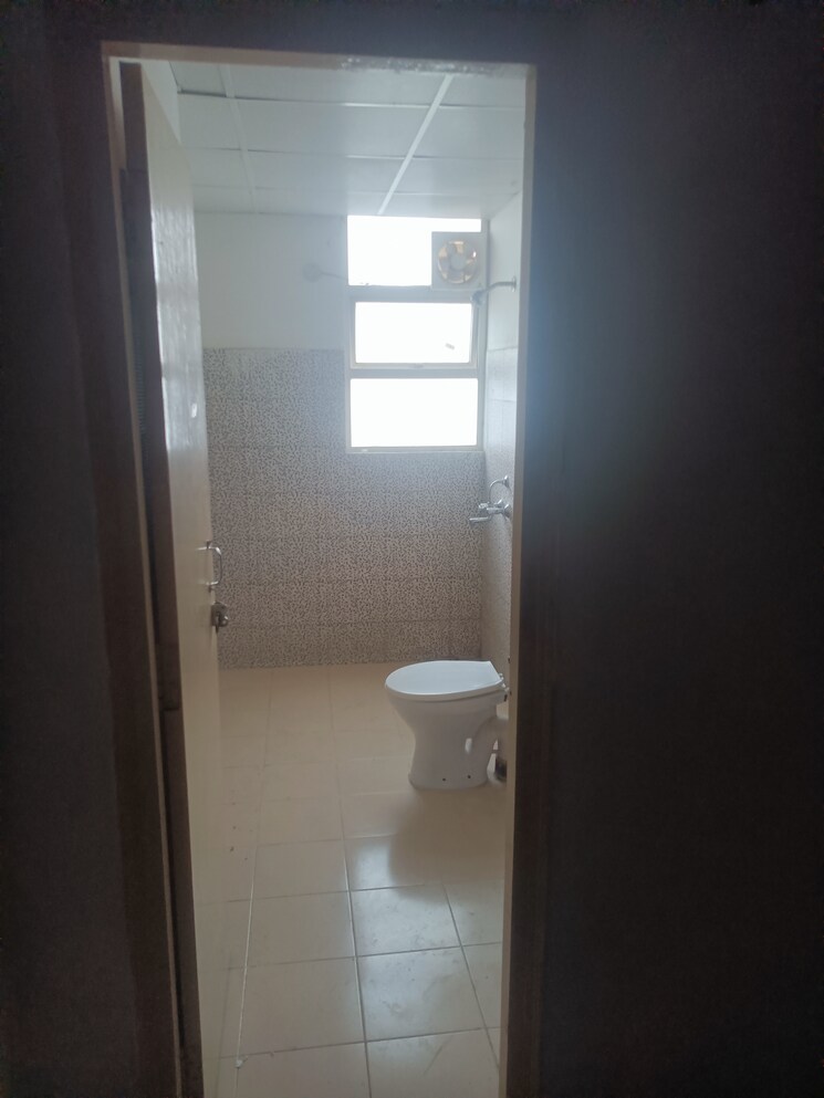 Bathroom, breez-global-heights 2 Bedroom 623 Sq.Ft. Apartment In Sohna Sector 33 Gurgaon 8794763