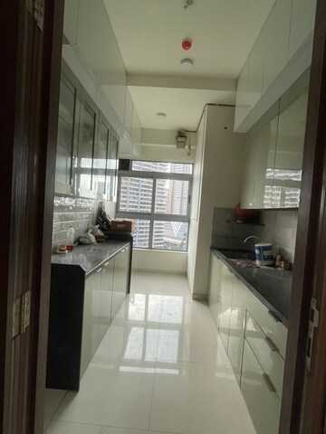 Kitchen in 2 BHK Apartment at Kalpataru Vienta, Kandivali East – for Rent