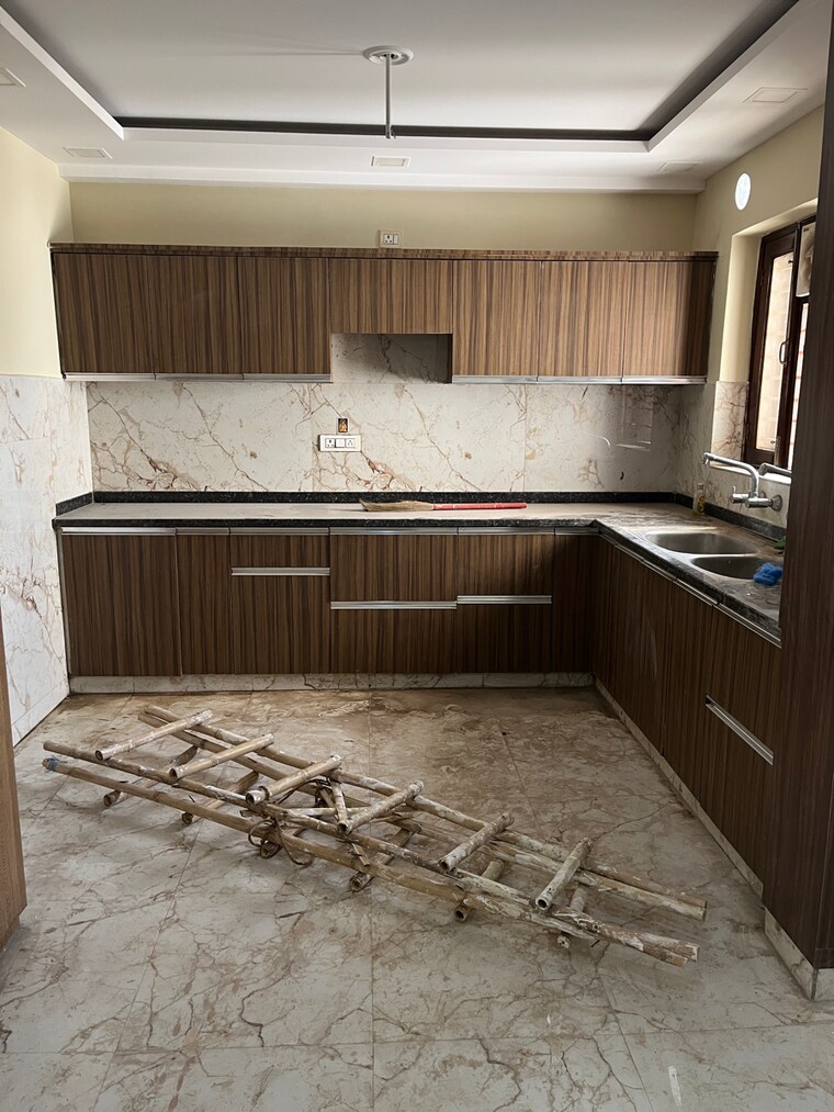 Kitchen, parklands 3 Bedroom 250 Sq.Yd. Builder Floor In Sector 85 Faridabad 8794813