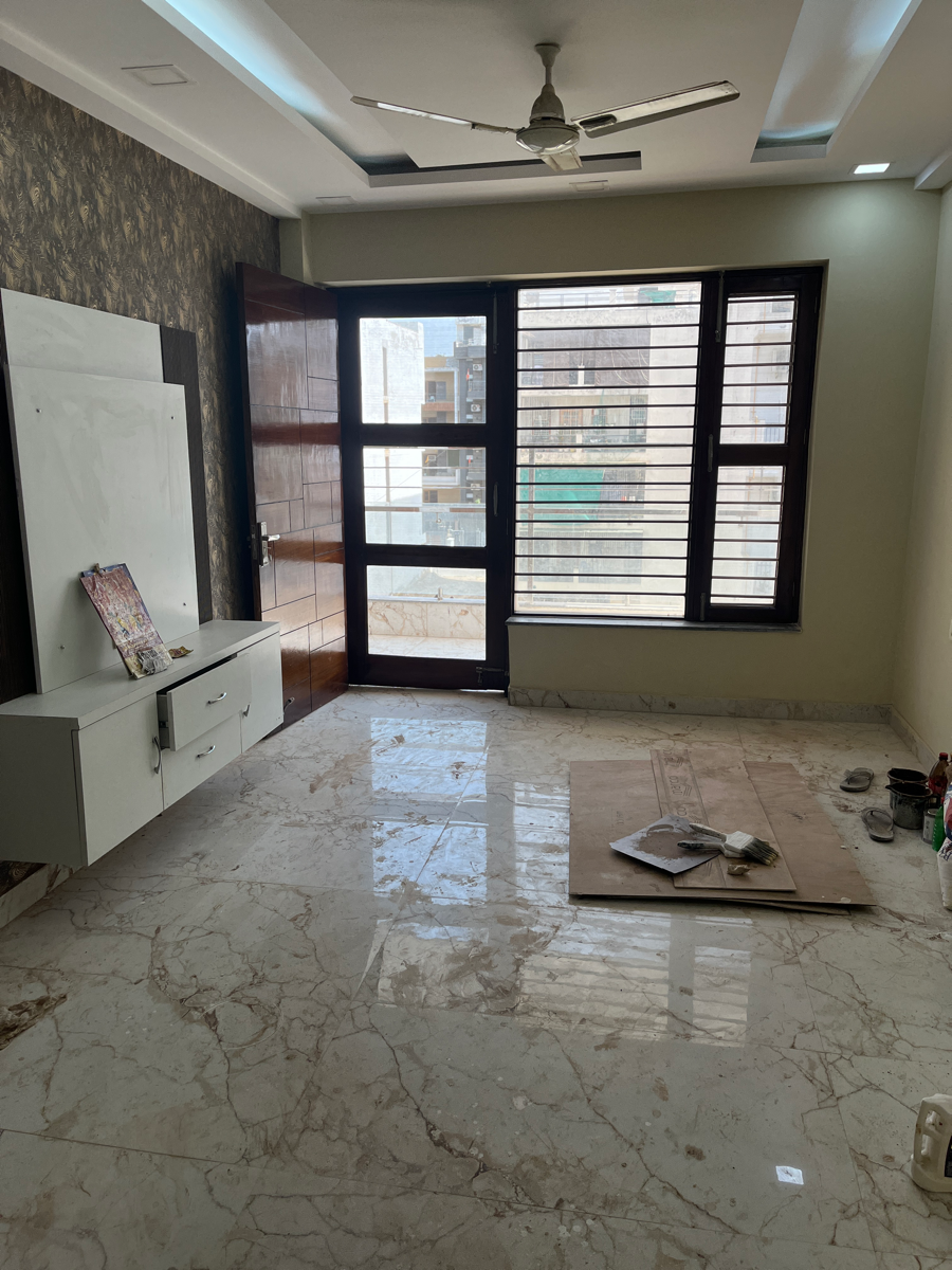 3 BHK Builder Floor For Sale in Parklands
