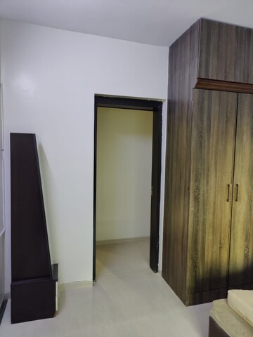 Room in 2 BHK Apartment at Goregaon West – for Rent