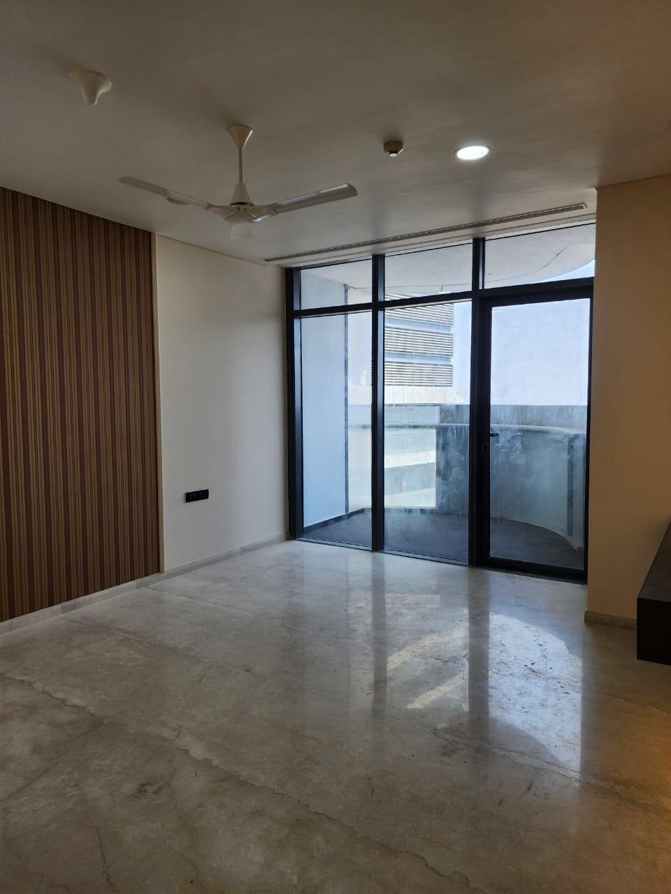 3 BHK + Servant Room,Study Room,Extra Room Apartment For Rent in Omkar 1973