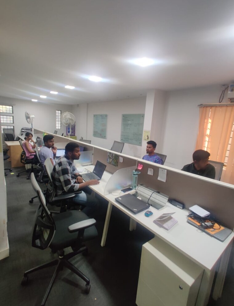 Team Area, langford-court Commercial Office Space 2200 Sq.Ft. In Langford Town Bangalore 8794889