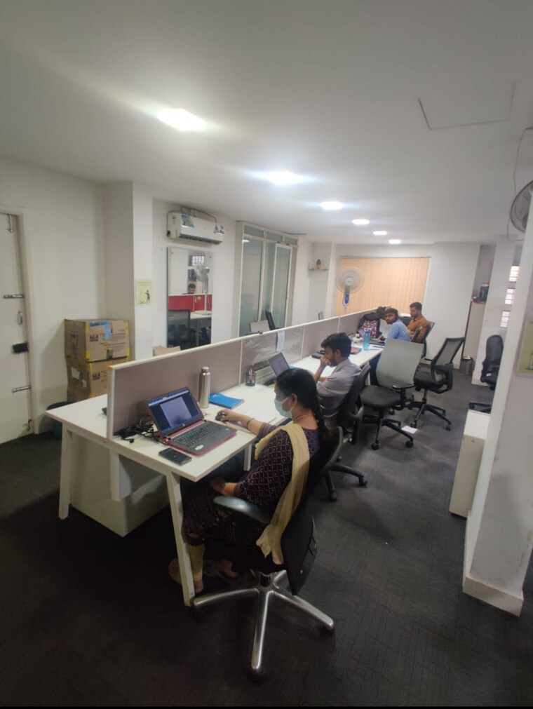 Team Area, langford-court Commercial Office Space 2200 Sq.Ft. In Langford Town Bangalore 8794889