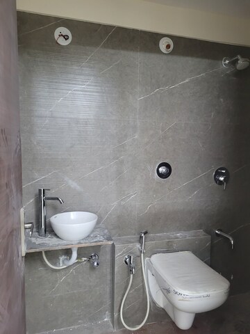 Bathroom in 1 BHK Apartment at Solitaire Heights, Malad West – for Rent