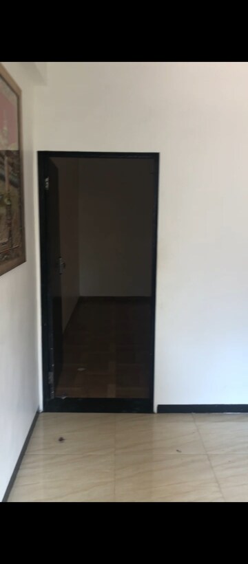 Room in 1 BHK Apartment at Redstone Saifee Park, Byculla – for Rent