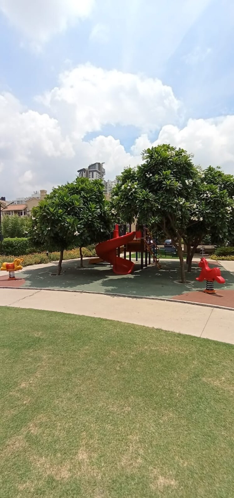 Garden, emaar-emerald-floors 4 Bedroom 1750 Sq.Ft. Builder Floor In Sector 65 Gurgaon 8794979